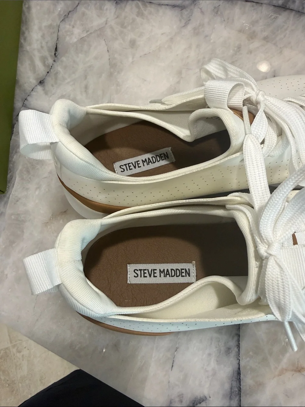 Steve Madden new without